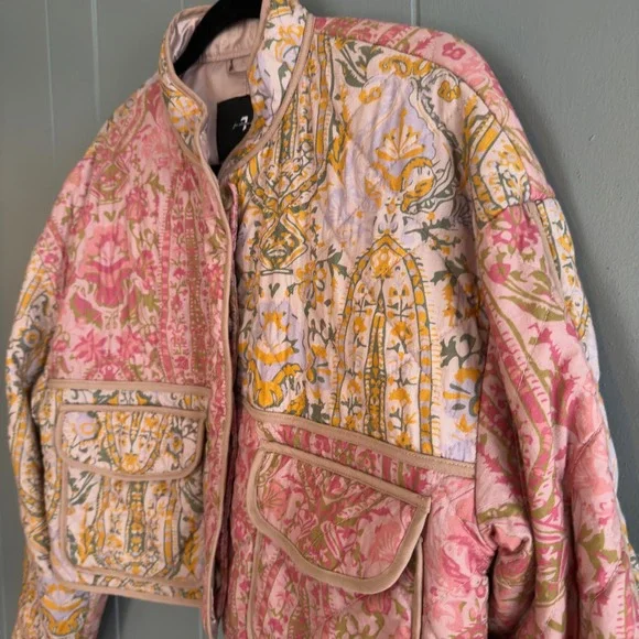 7 For All Mankind Cropped Quilted Floral Jacket Pink Boxy Boho Patchwork M - Picture 3 of 10